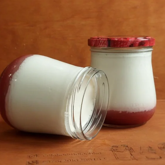 Йогурт с ягодным наполнителем, 500 гр.